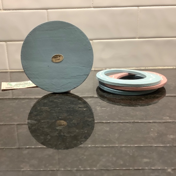 Rabbit Wood Ring Toss w/3 Rings - Picture 4 of 8